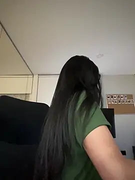 Snapshot of TAMARALEWISMD chatting on 14, 12, 2025 TAMARALEWISMD online show from 14, 12, 2025