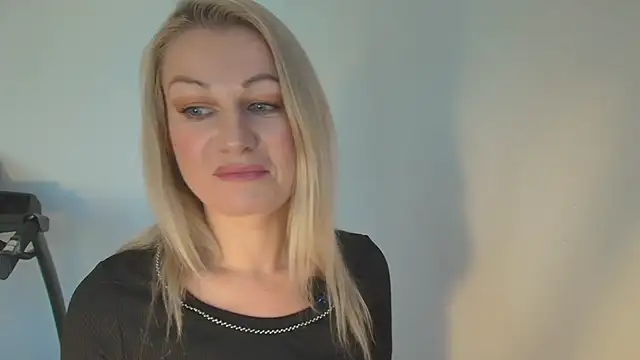 Sweet Eira online show from 11, 1, 2026