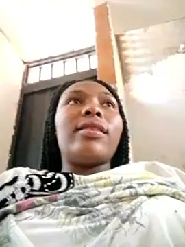 Snapshot of KiaracCastilo chatting on 1, 12, 2025 KiaracCastilo online show from 1, 12, 2025