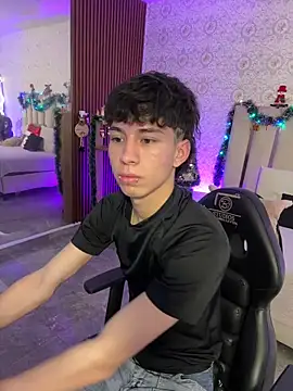 kaelwolf tay online show from 2, 12, 2025