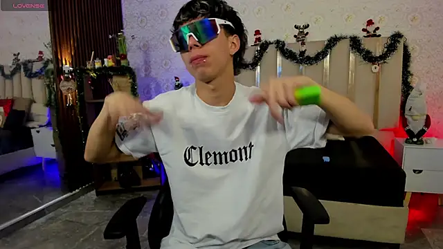 kaelwolf tay online show from 5, 1, 2026