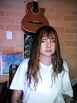 Snapshot of JennBenett_ chatting on 5, 12, 2025 JennBenett online show from 5, 12, 2025