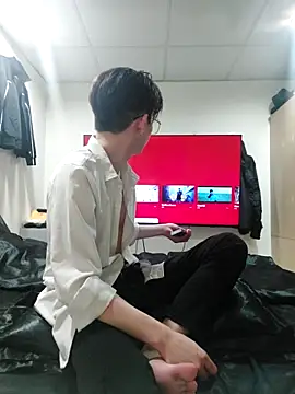 Snapshot of twtung_tung chatting on 30, 11, 2025 twtung tung online show from 30, 11, 2025