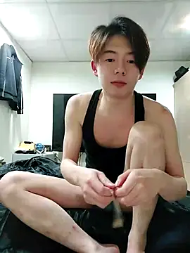 Snapshot of twtung_tung chatting on 4, 12, 2025 twtung tung online show from 4, 12, 2025