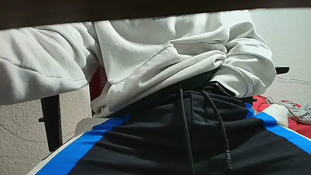 Snapshot of Daisuke_01 chatting on 28, 11, 2025 Daisuke 01 online show from 28, 11, 2025