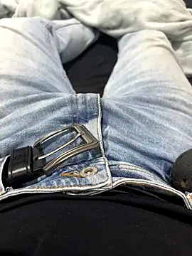 Snapshot of Daisuke_01 chatting on 2, 12, 2025 Daisuke 01 online show from 2, 12, 2025