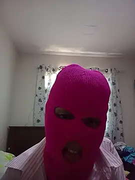 Snapshot of EweXZZ chatting on 21, 12, 2025 EweXZZ online show from 21, 12, 2025