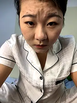 Snapshot of firemm-h chatting on 2, 12, 2025 firemm-h online show from 2, 12, 2025