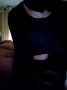 Snapshot of Era_90 chatting on 1, 12, 2025 Era 90 online show from 1, 12, 2025