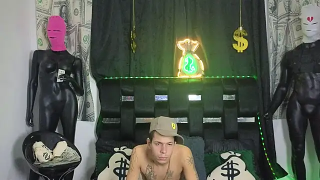 Snapshot of Princess_Room chatting on 5, 12, 2025 Princess Room online show from 5, 12, 2025