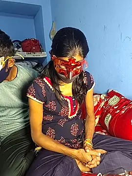 Snapshot of BHABHI_HOT_5 chatting on 5, 12, 2025 BHABHI HOT 5 online show from 5, 12, 2025