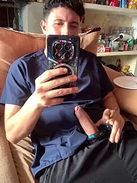 angelxxx95 online show from 13, 2, 2026