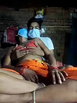 Snapshot of Curvy_Vamikaa chatting on 1, 12, 2025 Curvy Vamikaa online show from 1, 12, 2025