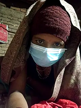 Snapshot of Curvy_Vamikaa chatting on 5, 12, 2025 Curvy Vamikaa online show from 5, 12, 2025