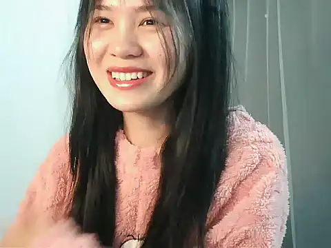 Snapshot of Nunaa18 chatting on 3, 12, 2025 Nunaa18 online show from 3, 12, 2025