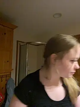 Snapshot of SmirkFans chatting on 3, 2, 2026 SmirkFans online show from 3, 2, 2026