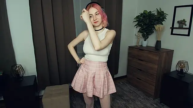 Snapshot of JenaePilkenton chatting on 5, 12, 2025 JenaePilkenton online show from 5, 12, 2025