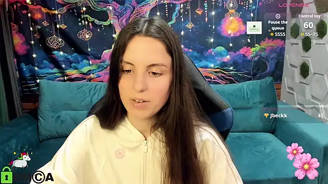 Snapshot of VeronicaSweeet chatting on 13, 12, 2025 VeronicaSweeet online show from 13, 12, 2025