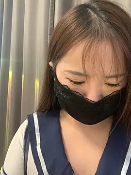 Snapshot of boniu-mimi chatting on 28, 11, 2025 boniu-mimi online show from 28, 11, 2025