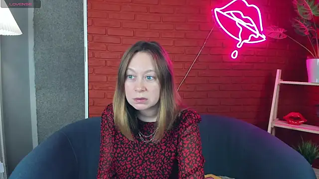 Brooke lover online show from 28, 11, 2025