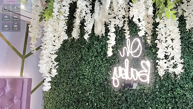 Lola saenz  online show from 12, 2, 2026