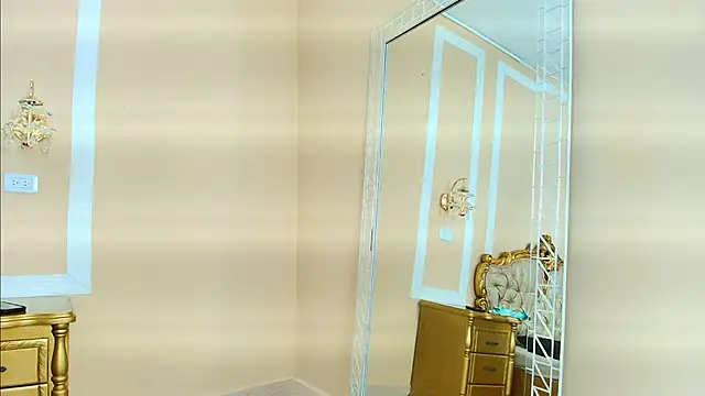 HallieStone online show from 15, 12, 2025