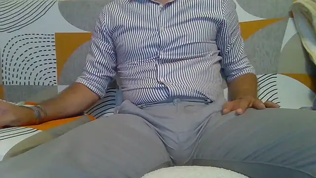 Snapshot of Eroshotlicker chatting on 2, 7, 2026 Eroshotlicker online show from 2, 7, 2026