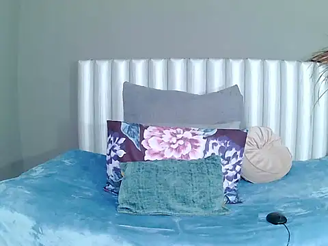 Snapshot of SavageHoney chatting on 26, 11, 2025 SavageHoney online show from 26, 11, 2025