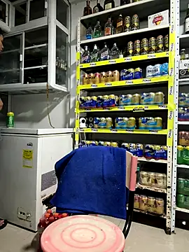 Snapshot of OliverWest04 chatting on 5, 12, 2025 OliverWest04 online show from 5, 12, 2025