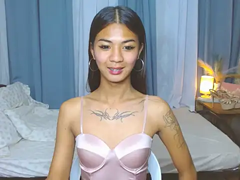 Snapshot of SamaraMillers chatting on 14, 12, 2025 SamaraMillers online show from 14, 12, 2025