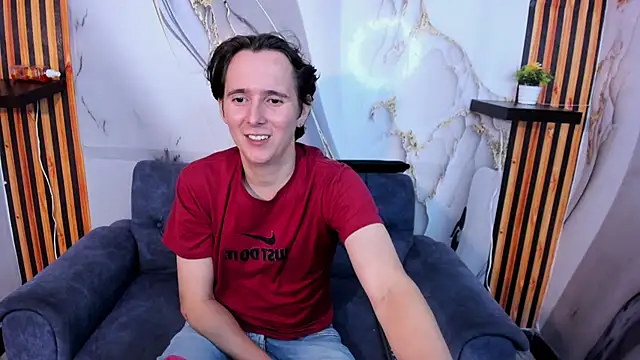 Snapshot of Aaron_LatinMen2 chatting on 25, 11, 2025 Aaron LatinMen2 online show from 25, 11, 2025