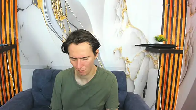 Snapshot of Aaron_LatinMen2 chatting on 30, 11, 2025 Aaron LatinMen2 online show from 30, 11, 2025