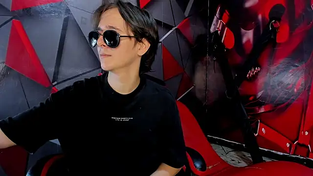 Snapshot of Aaron_LatinMen2 chatting on 2, 12, 2025 Aaron LatinMen2 online show from 2, 12, 2025