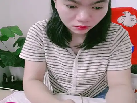 Snapshot of Lisa537- chatting on 3, 12, 2025 Lisa537- online show from 3, 12, 2025