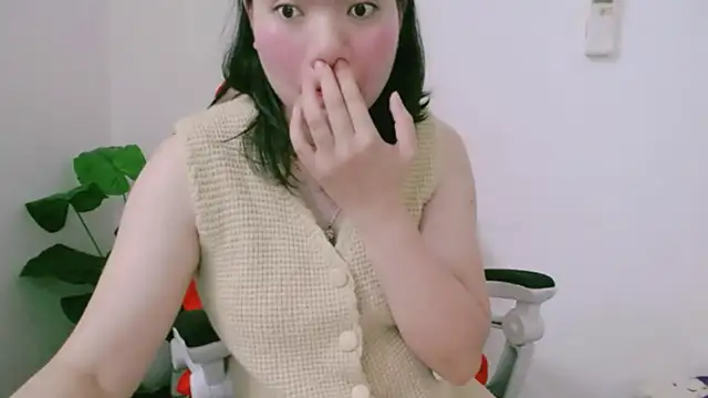 Snapshot of Lisa537- chatting on 4, 12, 2025 Lisa537- online show from 4, 12, 2025