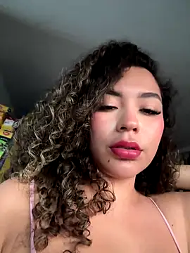 Snapshot of VictoriaaRose chatting on 30, 11, 2025 VictoriaaRose online show from 30, 11, 2025