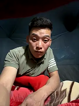 Snapshot of sanu551 chatting on 4, 12, 2025 sanu551 online show from 4, 12, 2025