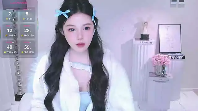 Snapshot of Persephone_2025 chatting on 14, 12, 2025 Persephone 2025 online show from 14, 12, 2025