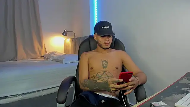 Snapshot of master_evil07 chatting on 1, 12, 2025 master evil07 online show from 1, 12, 2025