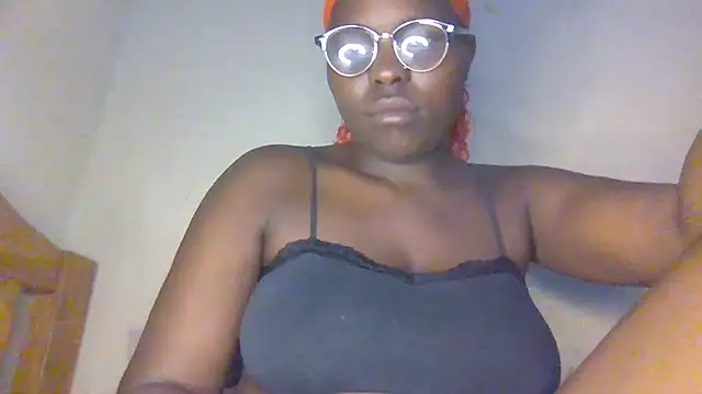 Snapshot of TittyByte chatting on 30, 11, 2025 TittyByte online show from 30, 11, 2025