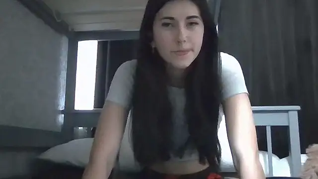 Snapshot of StarYeadon chatting on 5, 12, 2025 StarYeadon online show from 5, 12, 2025