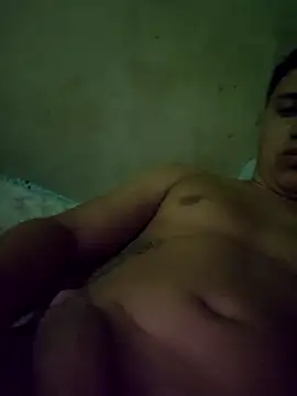 Alvarezz0202 online show from 15, 4, 2026