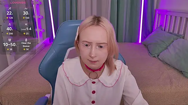 Snapshot of _Babyface_ chatting on 2, 12, 2025 Babyface online show from 2, 12, 2025