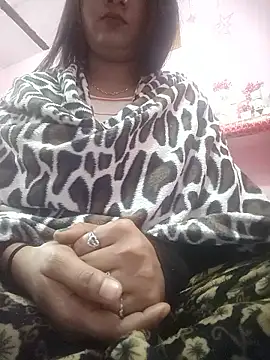 Snapshot of Juliekhan_98 chatting on 12, 1, 2026 Juliekhan 98 online show from 12, 1, 2026