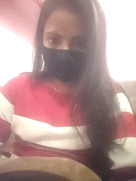 Snapshot of Juliekhan_98 chatting on 14, 1, 2026 Juliekhan 98 online show from 14, 1, 2026