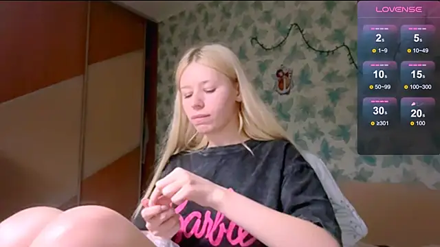 Barbie Blondie online show from 10, 4, 2026
