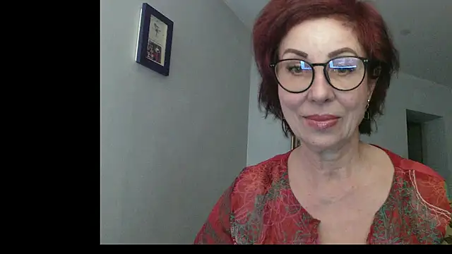 Snapshot of Kelly_Flurr chatting on 4, 12, 2025 Kelly Flurr online show from 4, 12, 2025