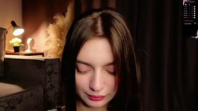 Snapshot of Sara_Kinsly chatting on 14, 12, 2025 Sara Kinsly online show from 14, 12, 2025