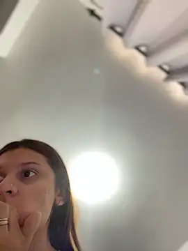 Snapshot of allisonn_parker26 chatting on 25, 11, 2025 allisonn parker26 online show from 25, 11, 2025