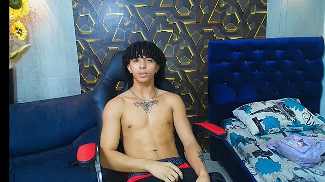 kim curlyy online show from 16, 4, 2026